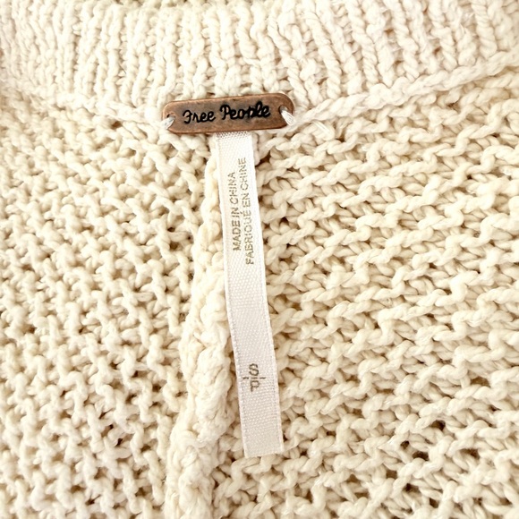 Free People Shark Bite Cardigan Sweater Size S - Picture 3 of 9